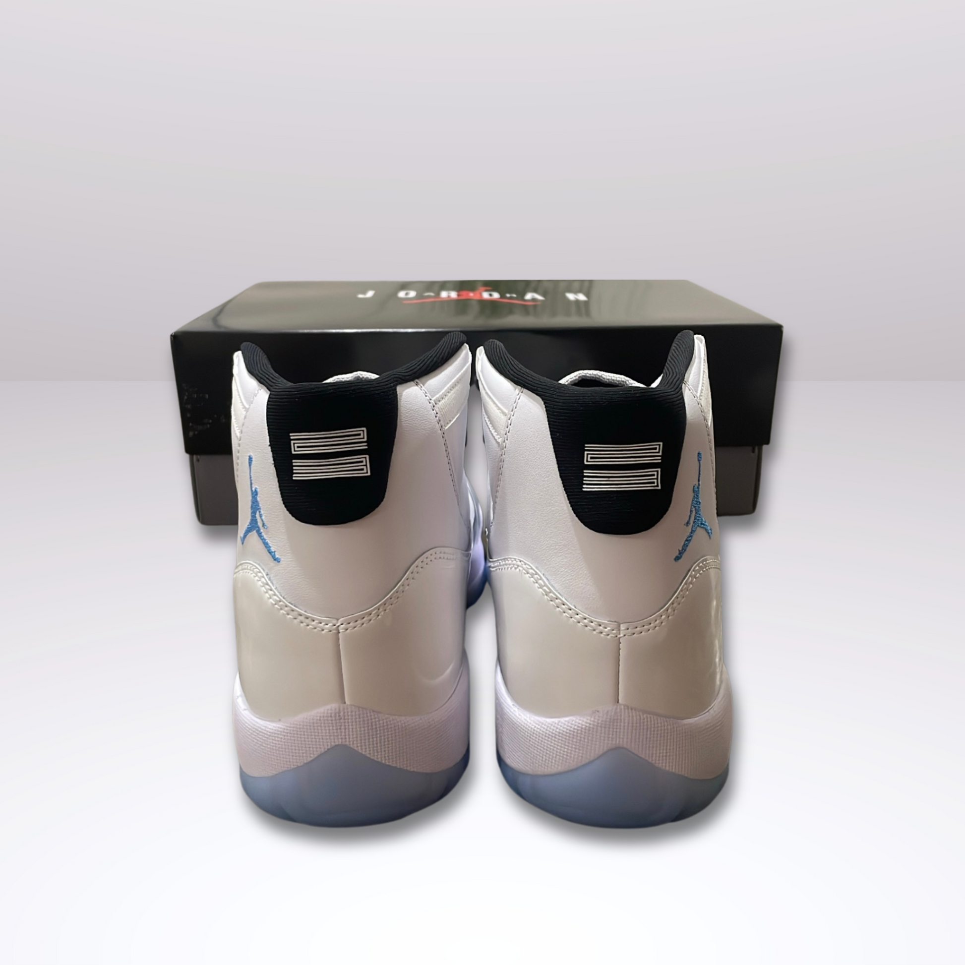 AIR JORDAN 11 RETRO